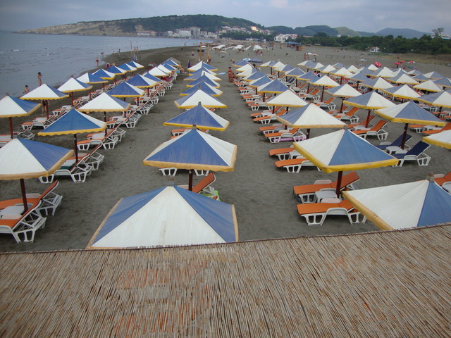 lezajke plaze Toni Grill Ulcinj