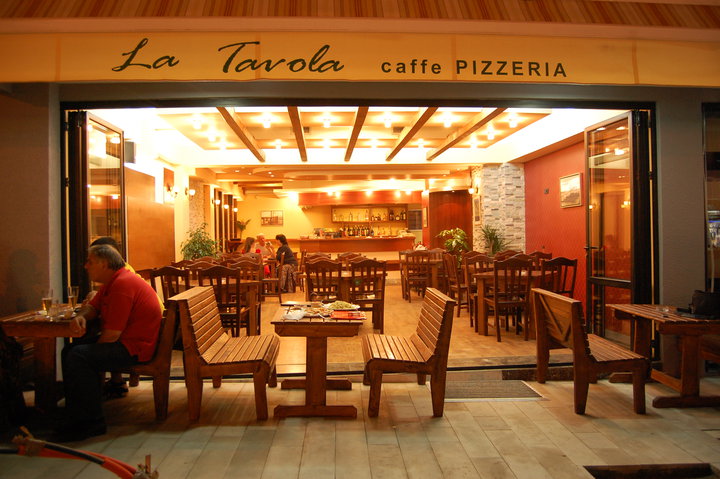 Restaurant-Pizzeria-LA TAVOLA-Ulcinj