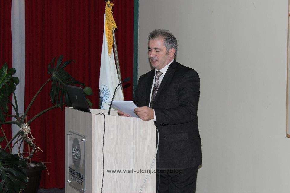 Dr.Nail Draga: Diskursi socio-politik - Lajme nga Ulqini