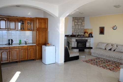 Apartments-Amina-Ulcinj-Montenegro-10