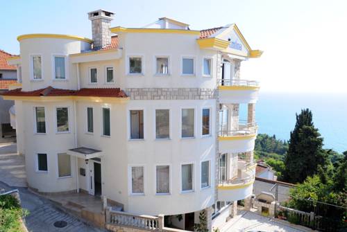 Apartments-Amina-Ulcinj-Montenegro-2
