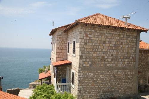 Apartments-Buro-Ulcinj-Montenegro-3
