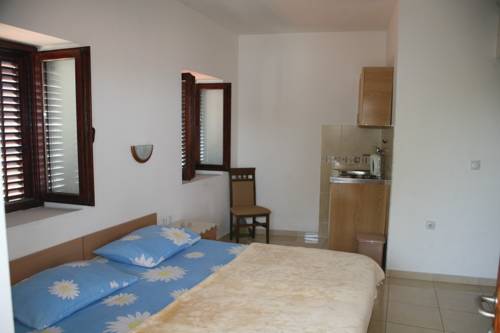 Apartments-Buro-Ulcinj-Montenegro-7
