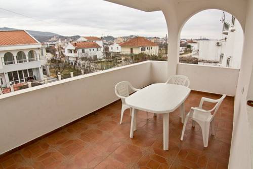 Apartments-Dibra-Ulcinj-Montenegro-14