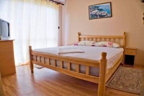 Apartments-Donartina-Ulcinj-Montenegro-5