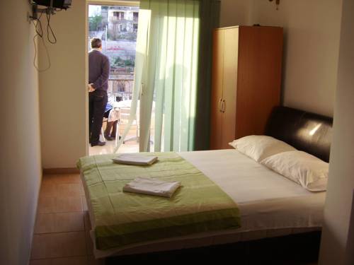 Apartments-Hanka-Ulcinj-Montenegro-4