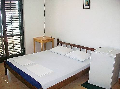 Apartments-Hodzic-Ulcinj-Montenegro-2