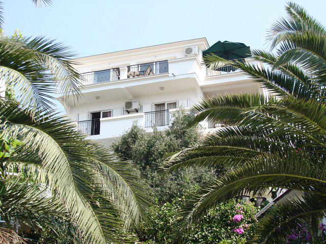 Apartments-Hollaj-Ulcinj-Montenegro-1