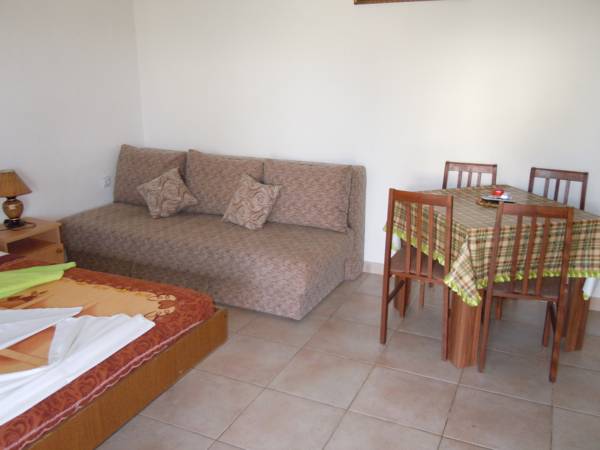 Apartments-Kollari-Ulcinj-Montenegro-9