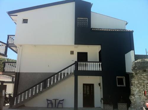 Apartments-Marleku-Ulcinj-Montenegro-4
