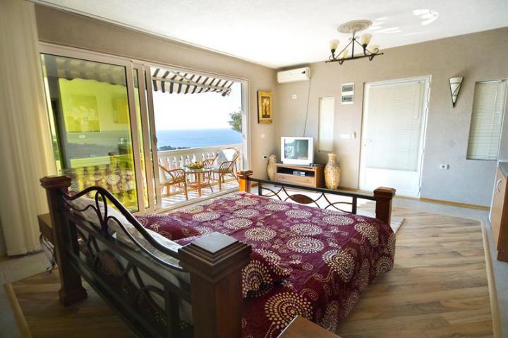 Apartments-Tati-Ulcinj-Montenegro-5