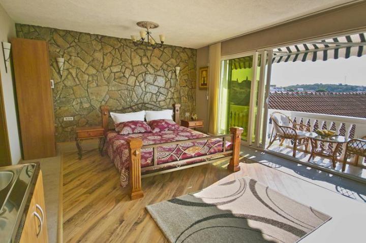 Apartments-Tati-Ulcinj-Montenegro-8