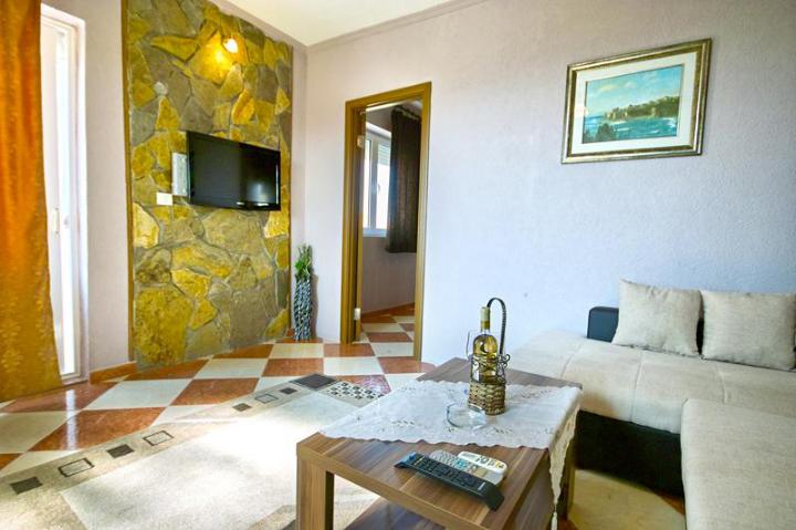 Apartments-Tati-Ulcinj-Montenegro-9
