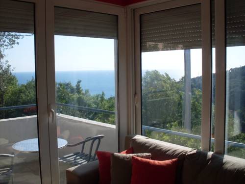Apartments-Vujosheviq-II-Ulcinj-Montenegro-12