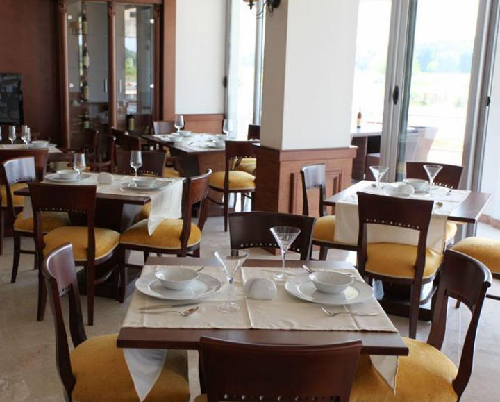Hotel-Casa-Grande-Ulcinj-Montenegro-17