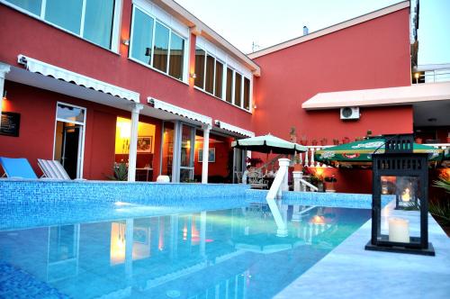 Hotel-Haus-Freiburg-Ulcinj-Montenegro-6