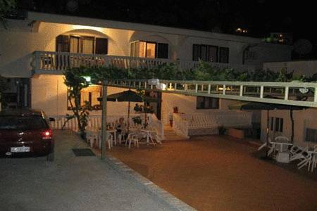House-Dino-Ulcinj-Montenegro-4