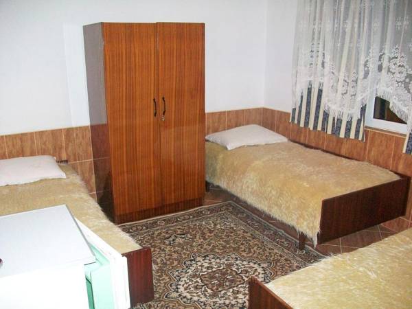 Rooms-Molabeciri-Ulcinj-Montenegro-9