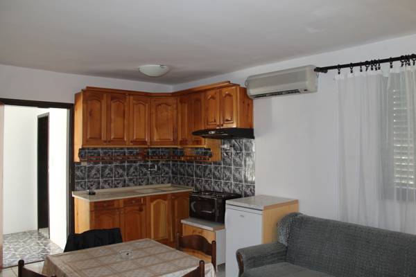 Villa-Elena-Ulcinj-Montenegro-7