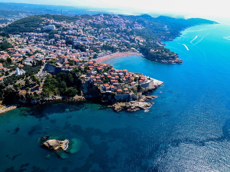Promocja tanie wakacje 5€ w Czarnogóra Ulcinj